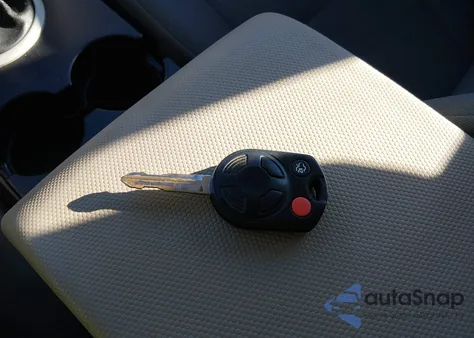 2010 Ford Escape Xls from USA, damaged, VIN 1FMCU0C74AKA85310